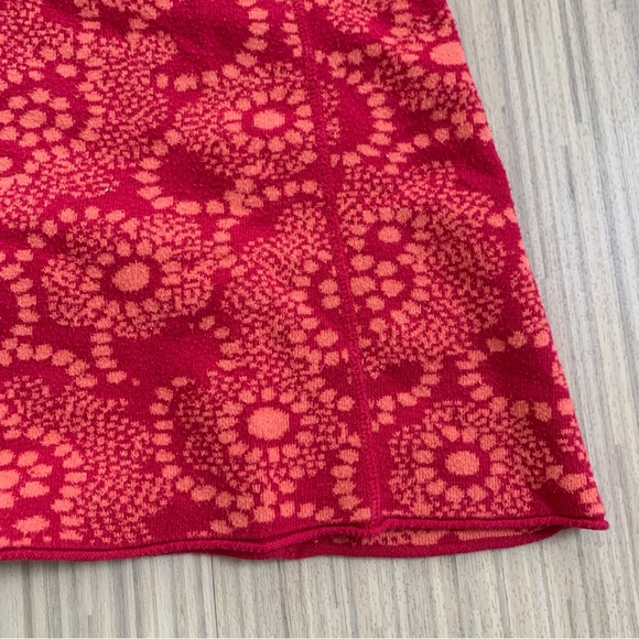 Title Nine Knit Skirt in Magenta & Soft Coral size S, EUC - Picture 3 of 5